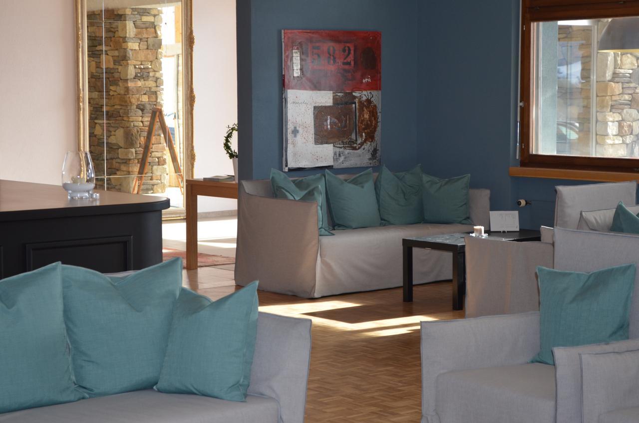 Cumbels Hotel Miraval מראה חיצוני תמונה